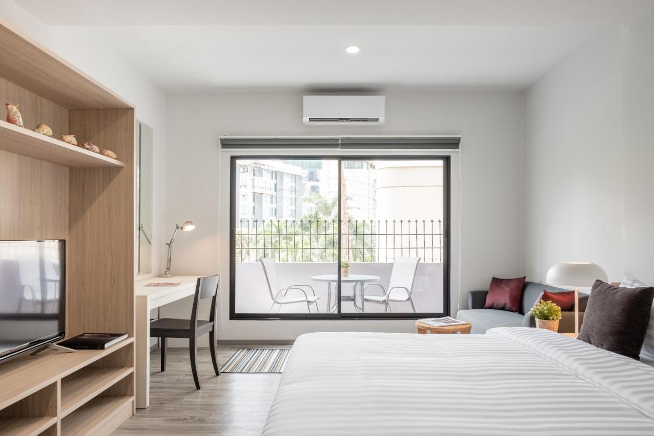 China Cozy Asoke Hotel Bangkok Kültér fotó